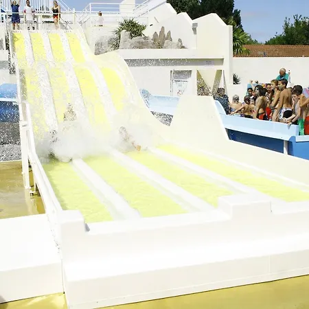 Convivial A Avec Piscine Partagee Prázdninový dům *
