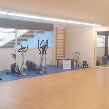 Convivial à Avec Piscine Partagée Hébergement de vacances *