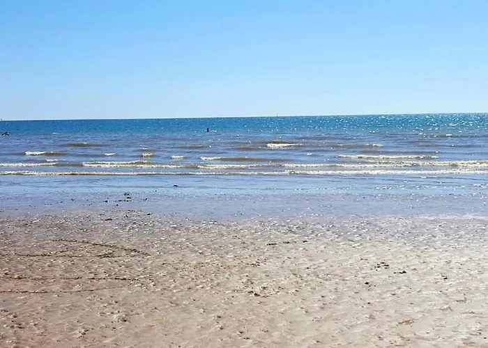 Convivial à Avec Piscine Partagée