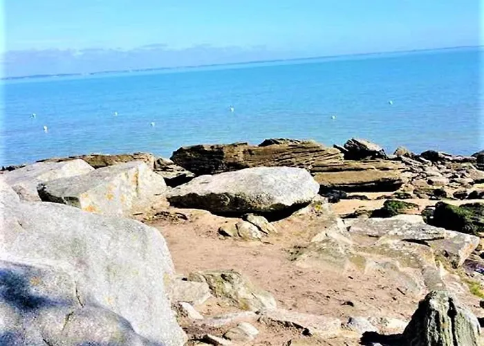 Hébergement de vacances Convivial à Avec Piscine Partagée